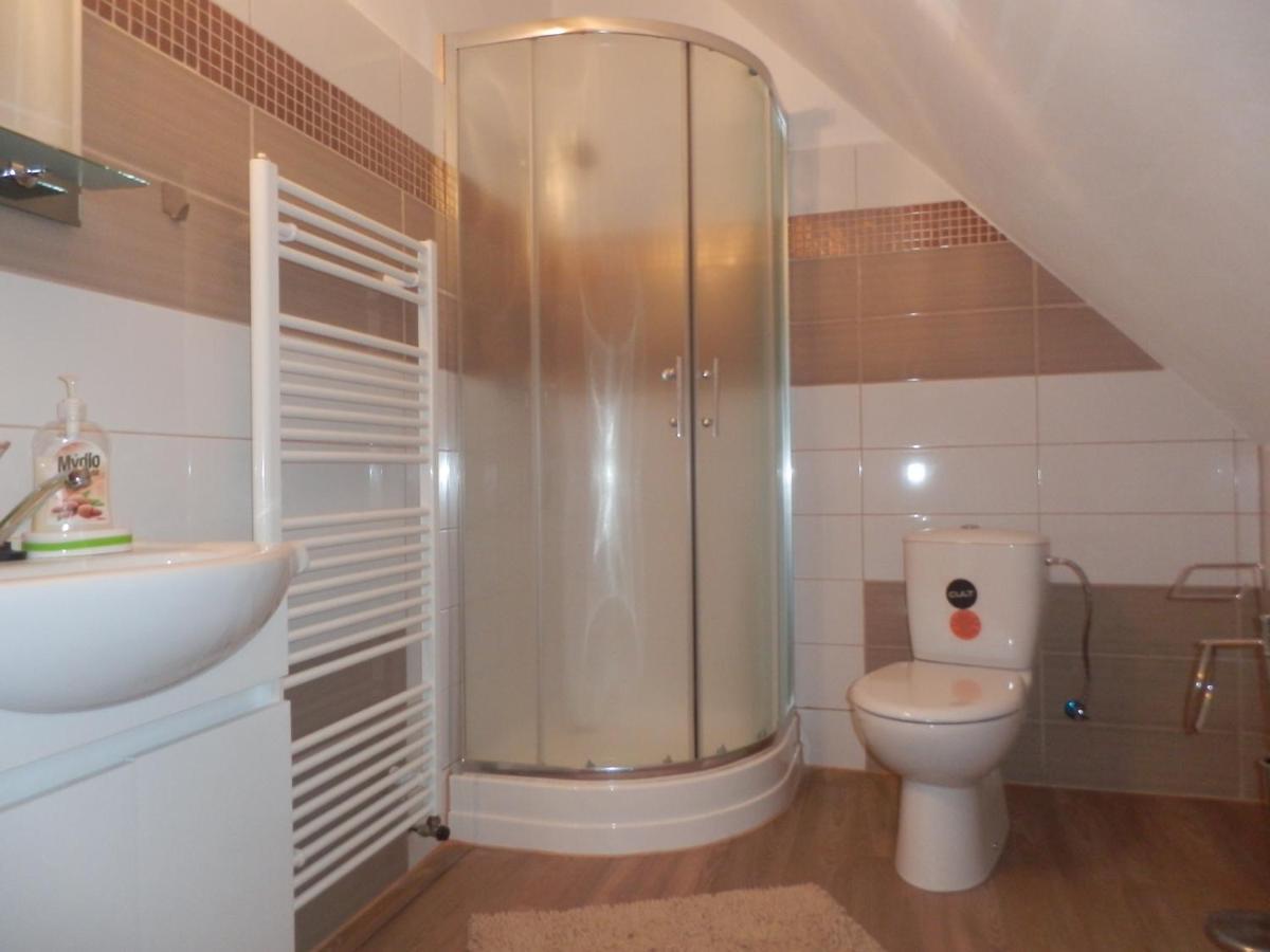 Bujanov Zamecek Zdiky - Moderni Maly Apartman מראה חיצוני תמונה
